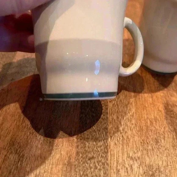 1930’s Vintage Susie Cooper Coffee/Tea Pot, Creamer  and Cups in Cream and Green - Picture 12 of 12